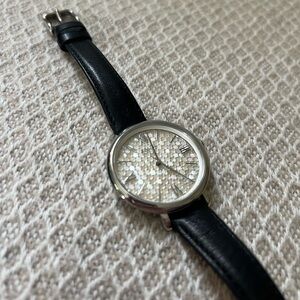 Fossil Women’s Jacqueline Watch -  Leather Strap with Honeycomb Style Dial